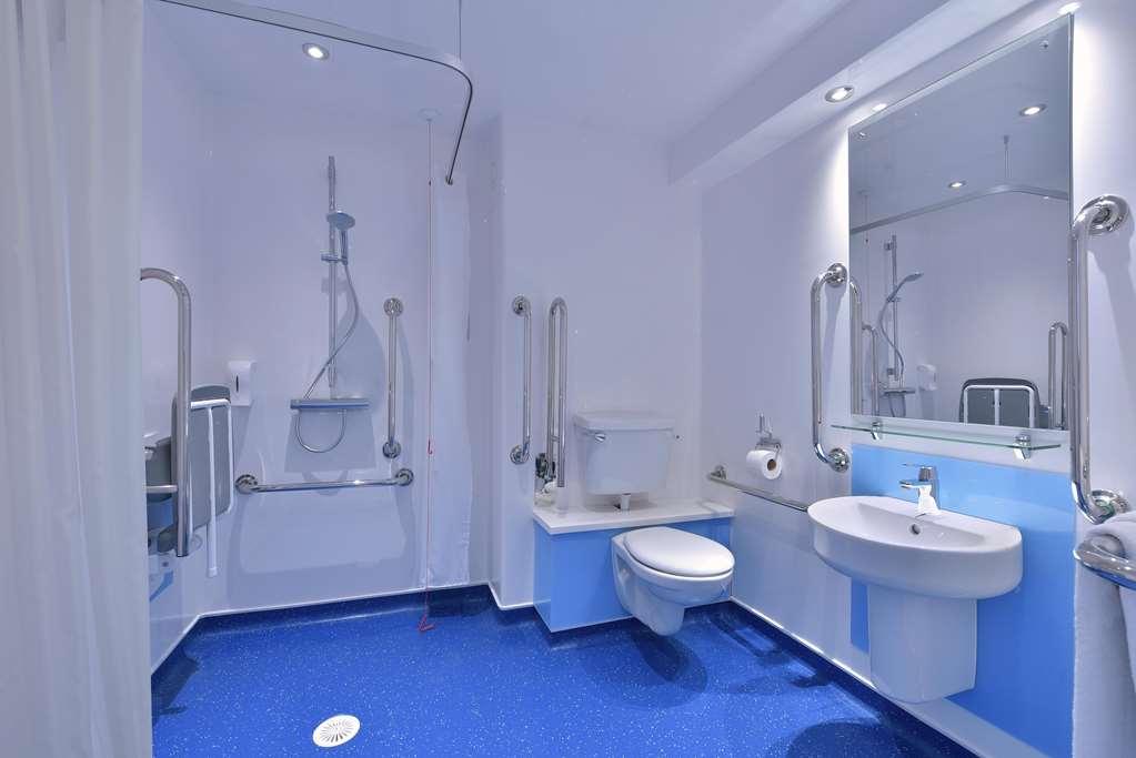 Travelodge Caerphilly Pokoj fotografie